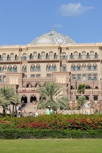 emirates-palace-hotel-1118956_1920